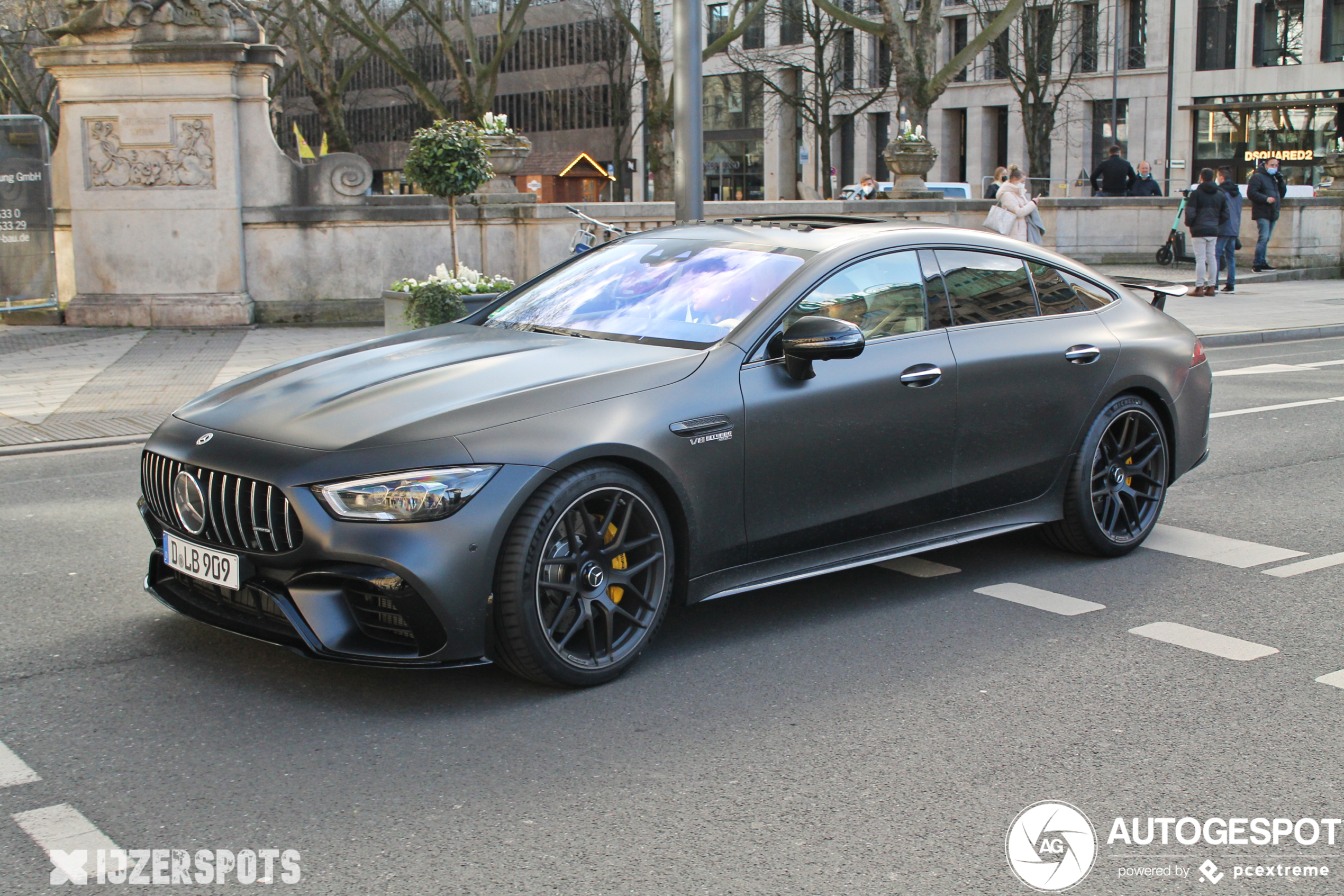 Mercedes-AMG GT 63 S X290