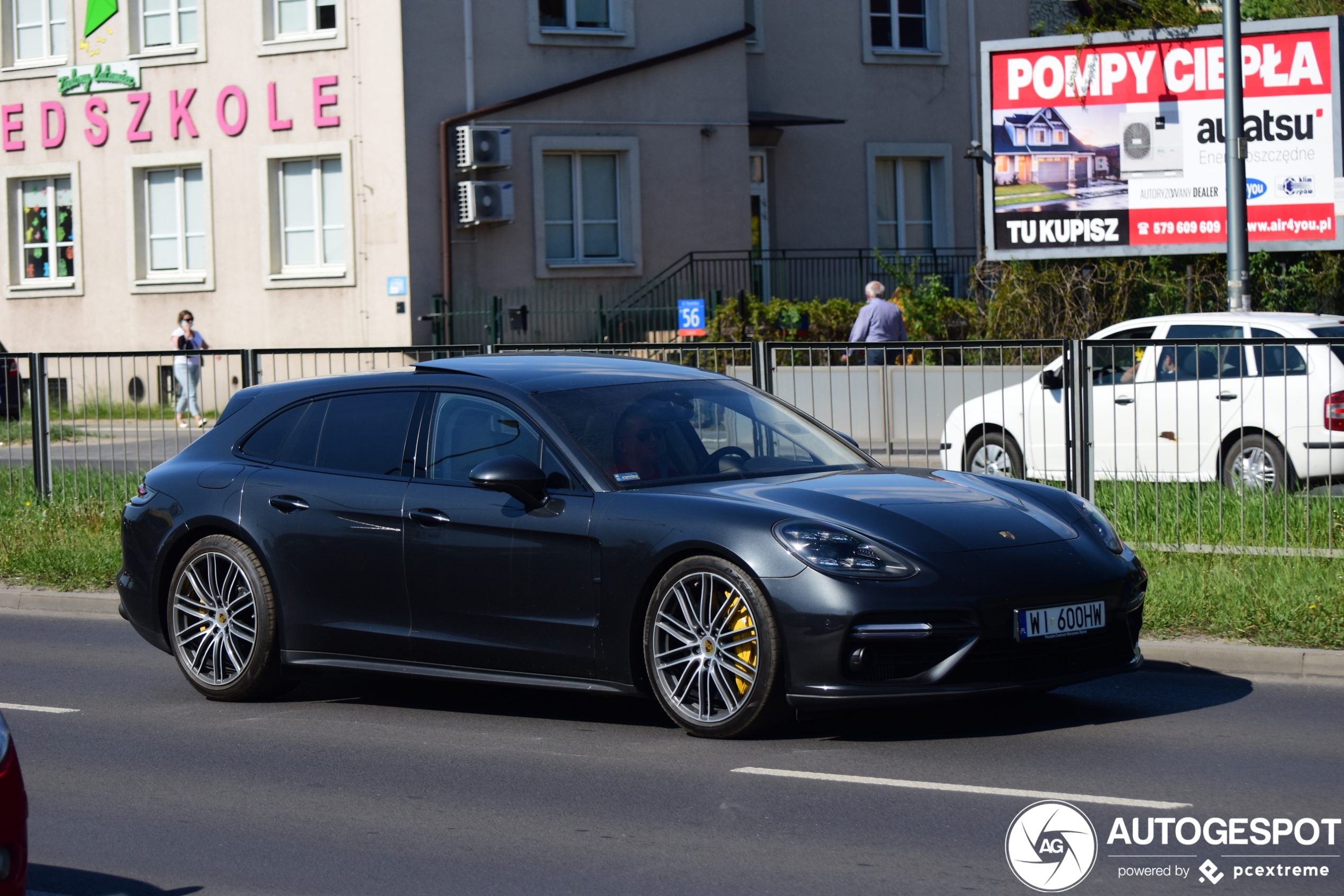 Porsche 971 Panamera Turbo Sport Turismo