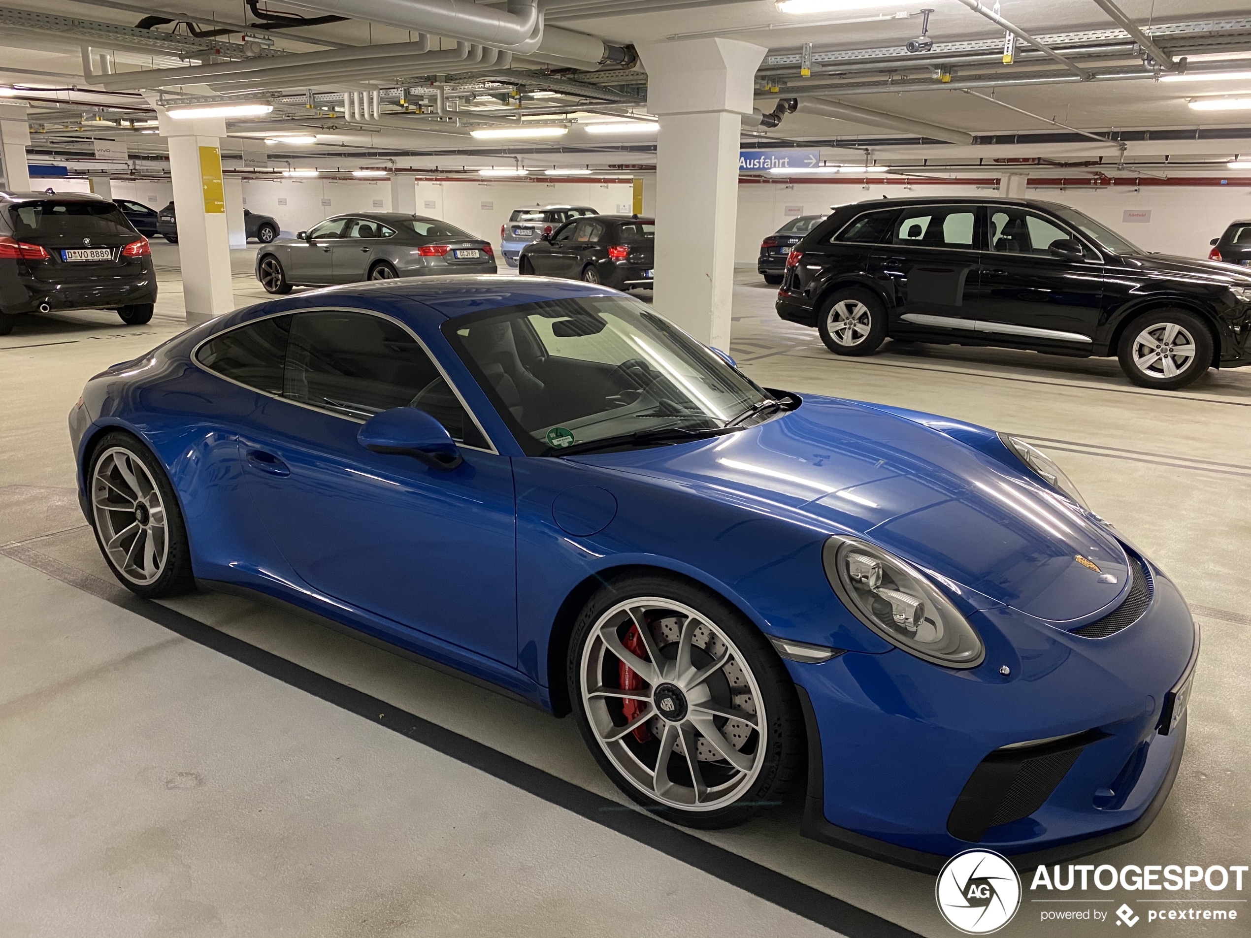 Porsche 991 GT3 Touring