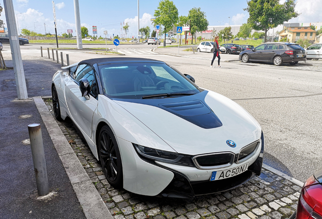 BMW i8 Roadster