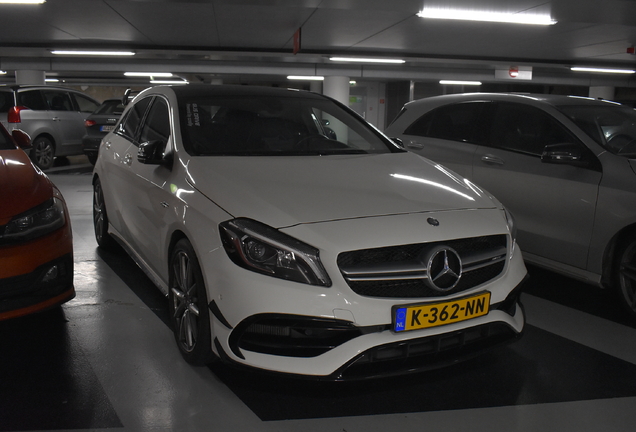 Mercedes-AMG A 45 W176 2015