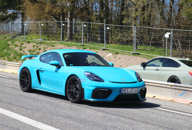 Porsche 718 Cayman GT4