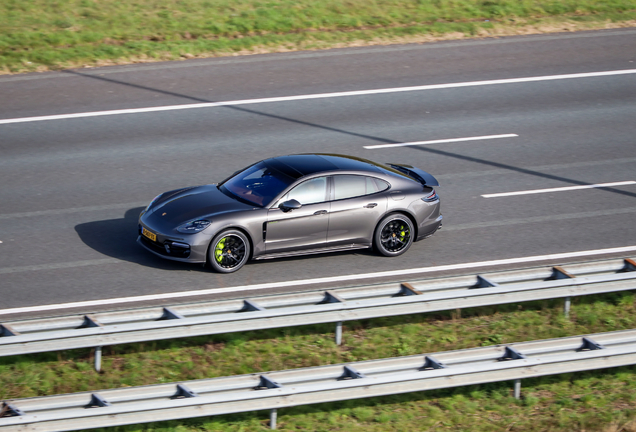 Porsche 971 Panamera Turbo S E-Hybrid