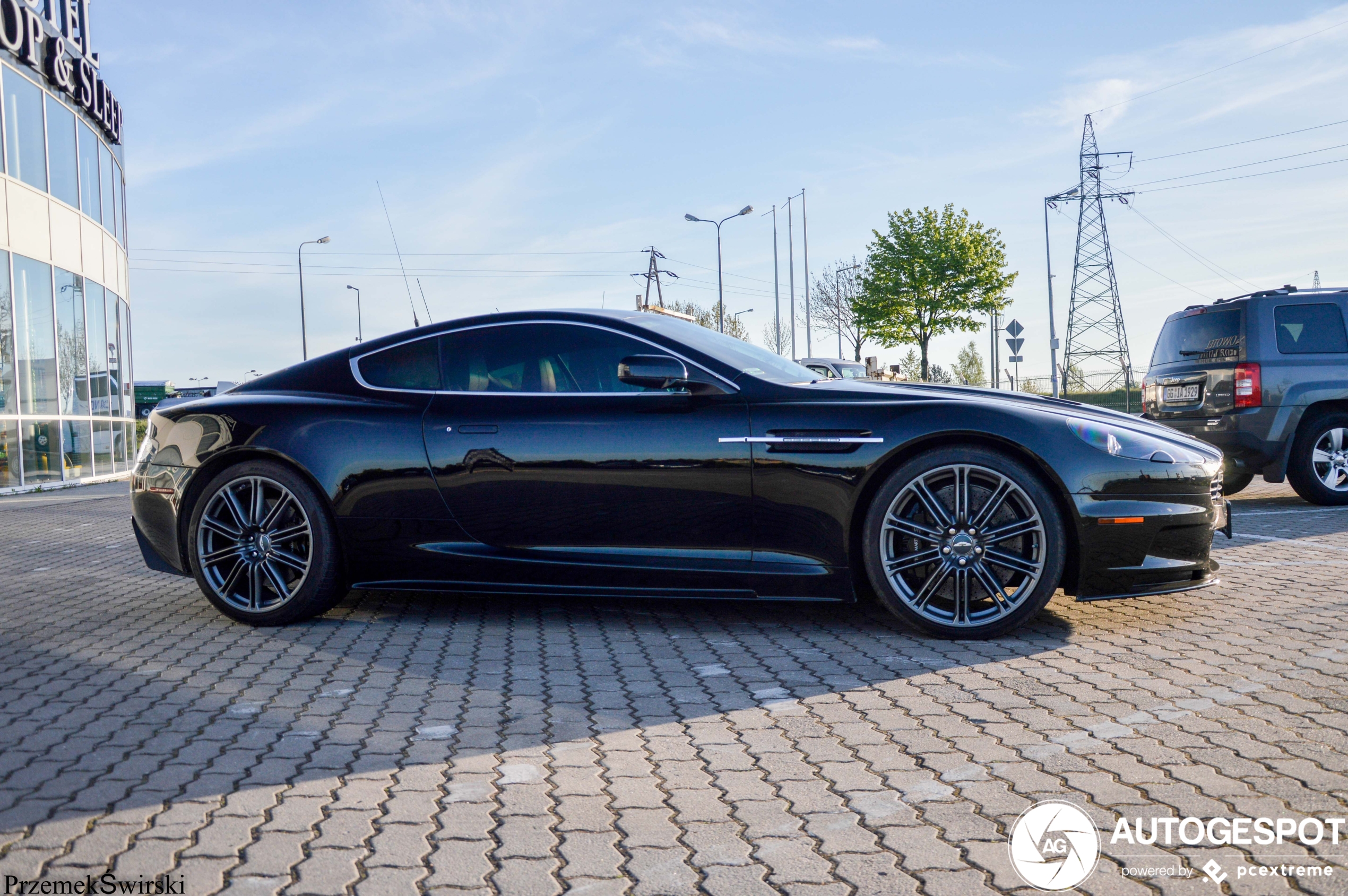 Aston Martin DBS