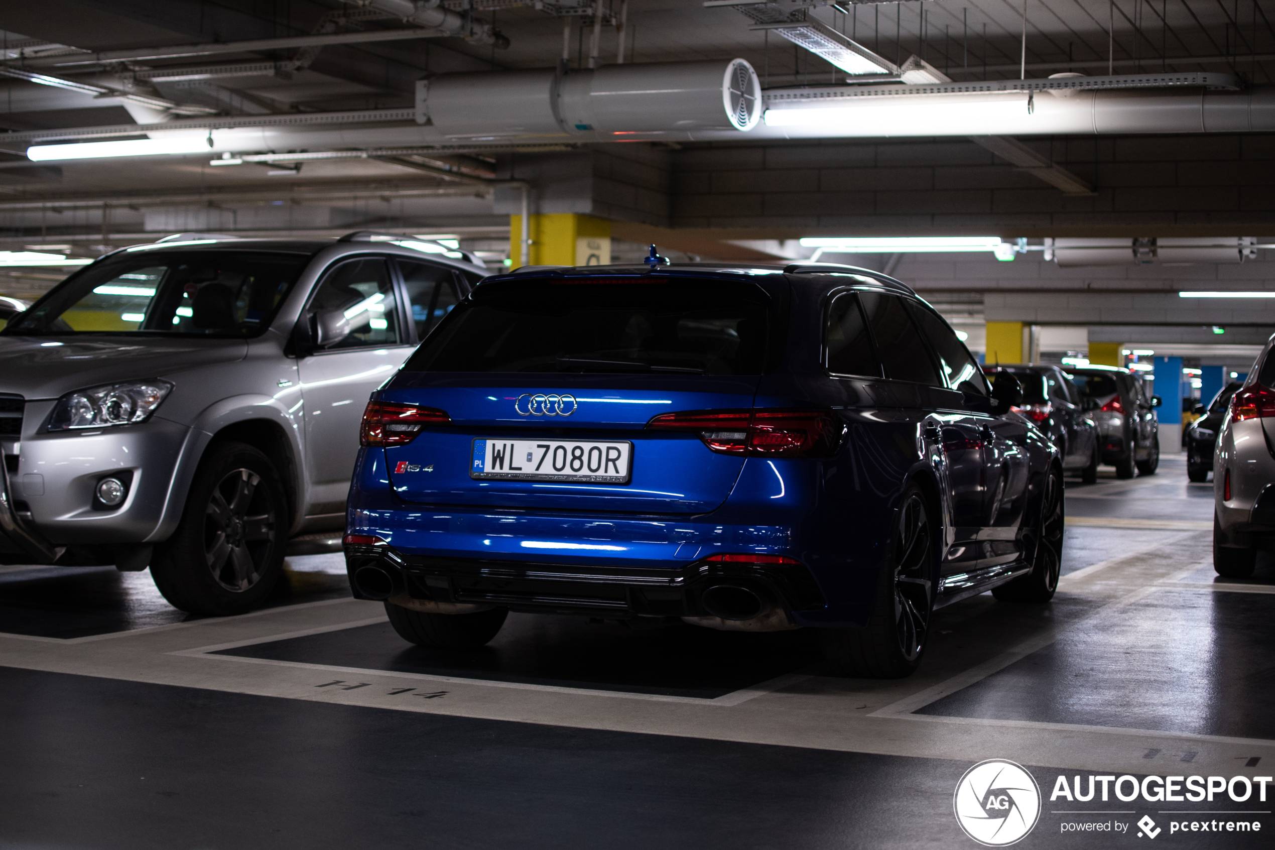 Audi RS4 Avant B9