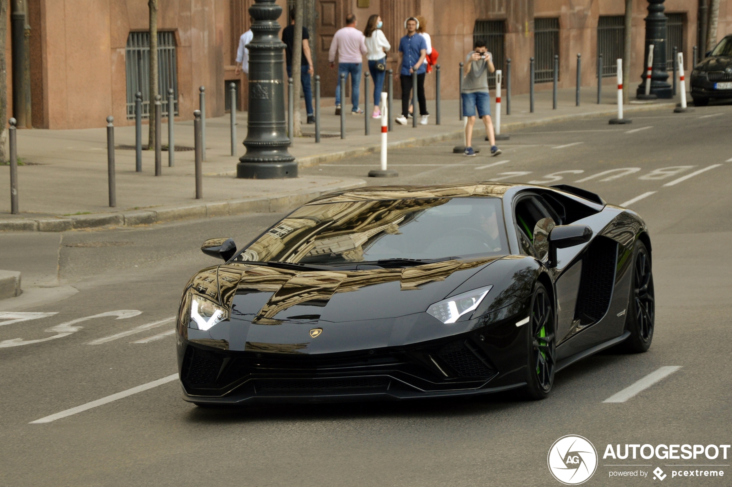 Lamborghini Aventador S LP740-4