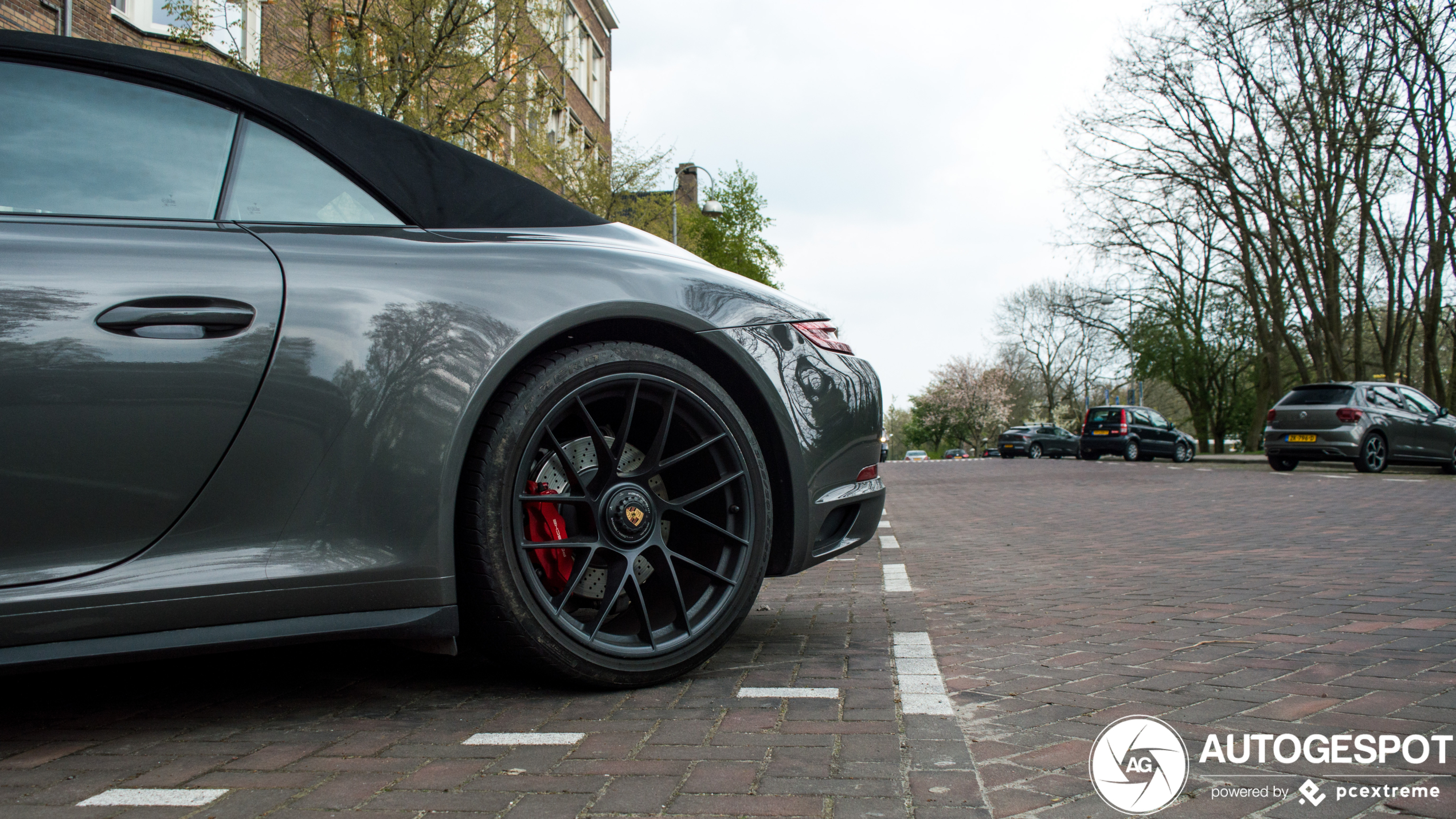 Porsche 991 Carrera 4 GTS Cabriolet MkII