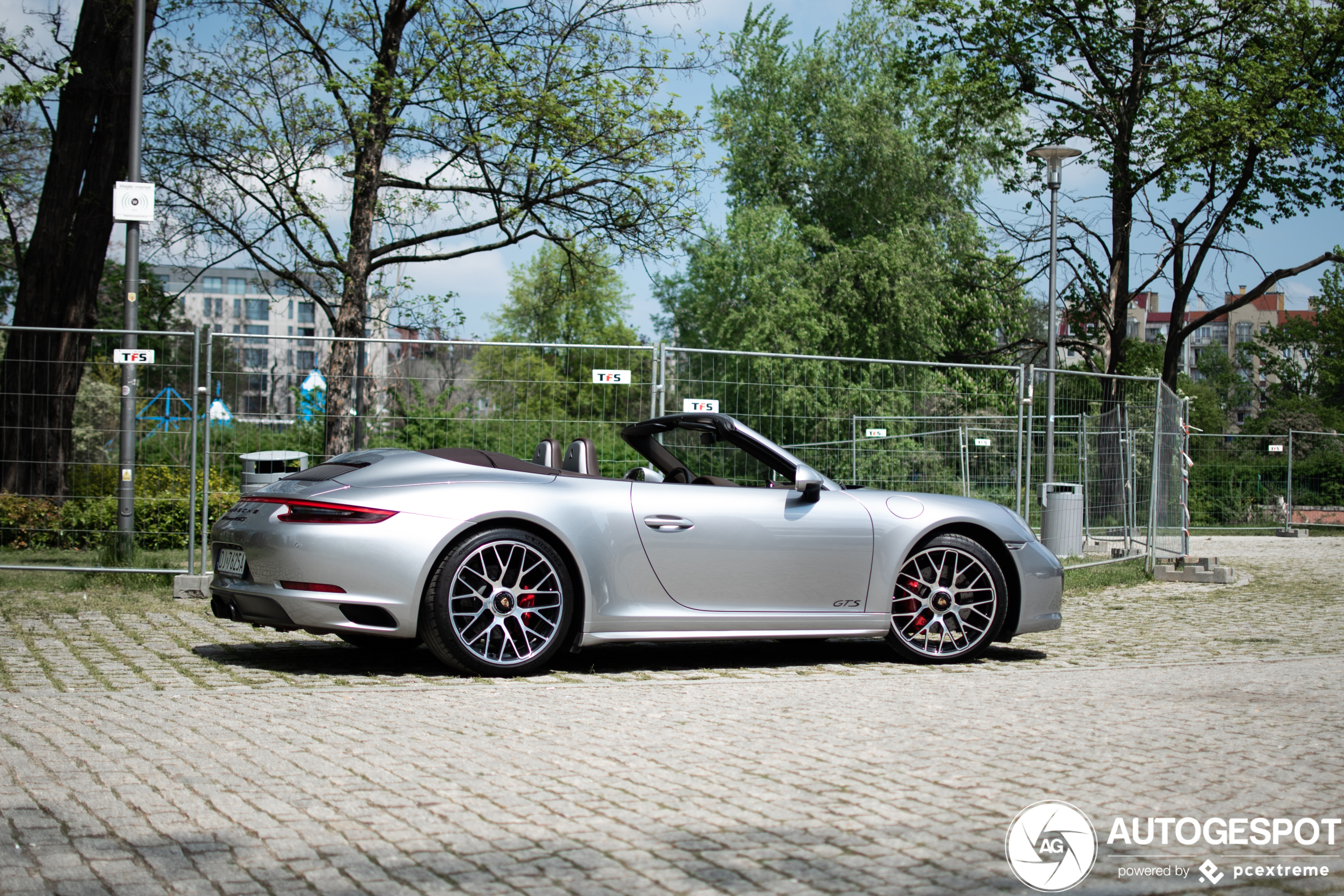 Porsche 991 Carrera 4 GTS Cabriolet MkII