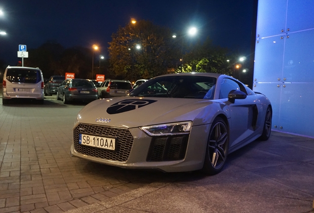 Audi R8 V10 Plus 2015