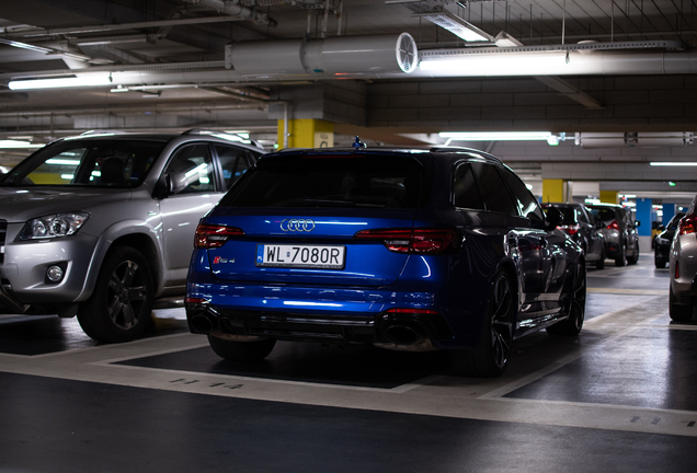 Audi RS4 Avant B9