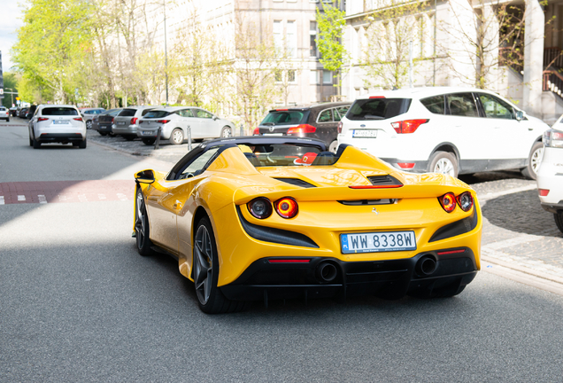 Ferrari F8 Spider