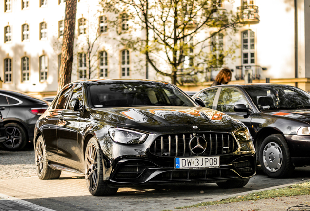 Mercedes-AMG E 63 S W213 2021