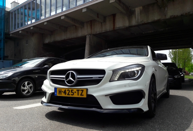 Mercedes-Benz CLA 45 AMG C117