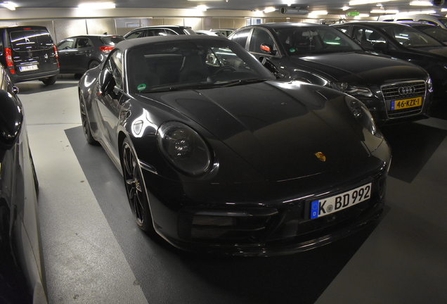 Porsche 992 Carrera 4S Cabriolet MkI
