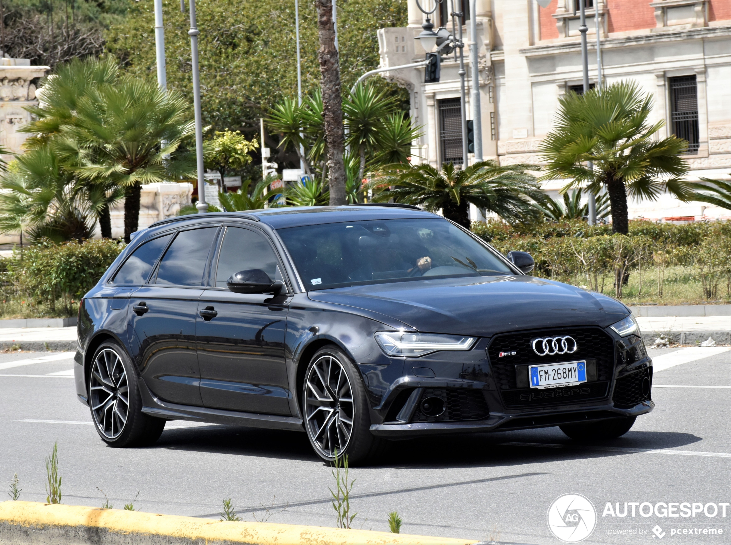 Audi RS6 Avant C7 2015