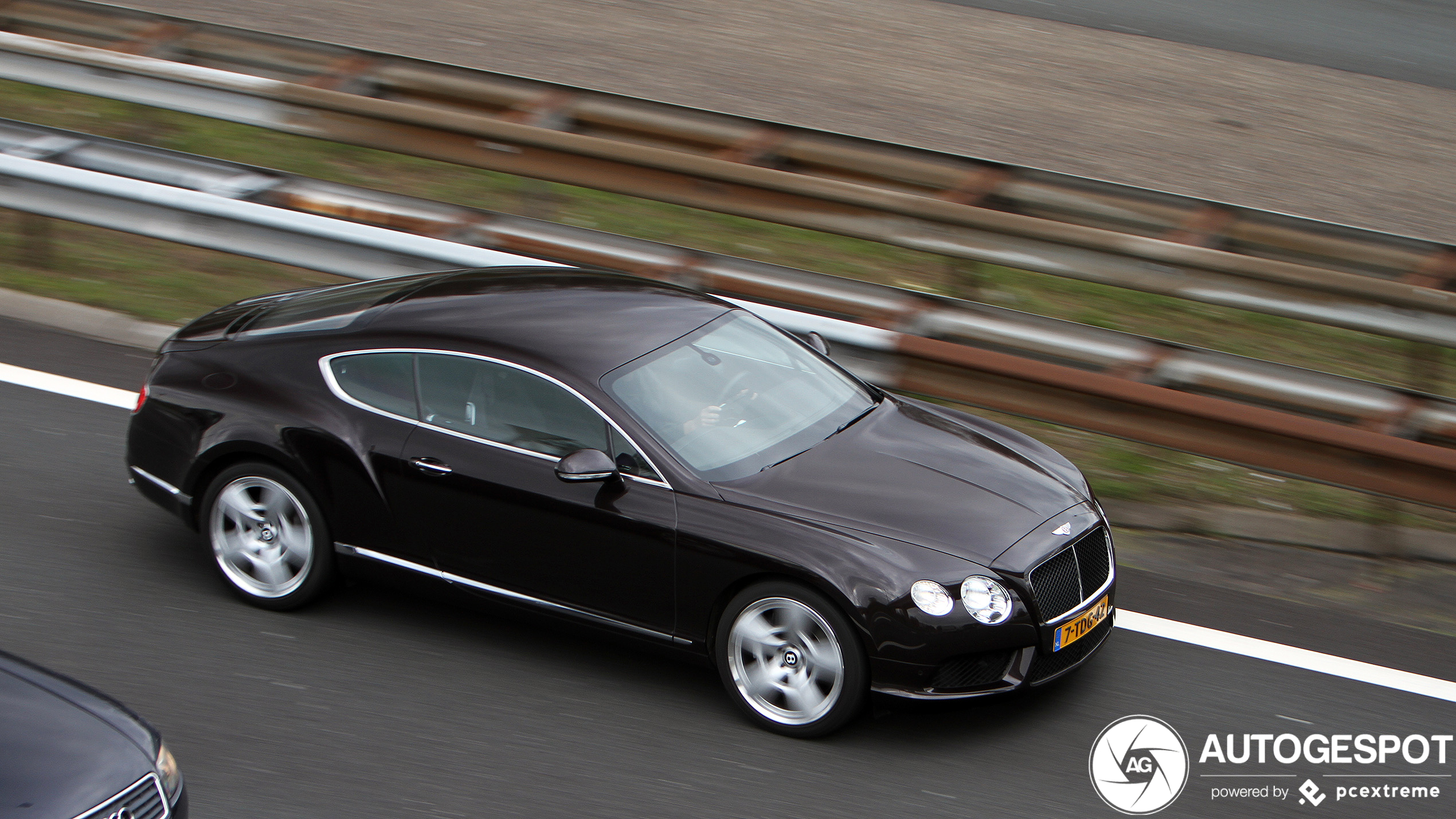 Bentley Continental GT V8