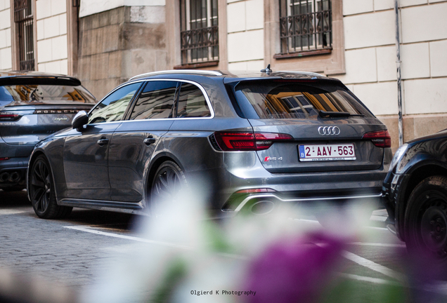 Audi RS4 Avant B9