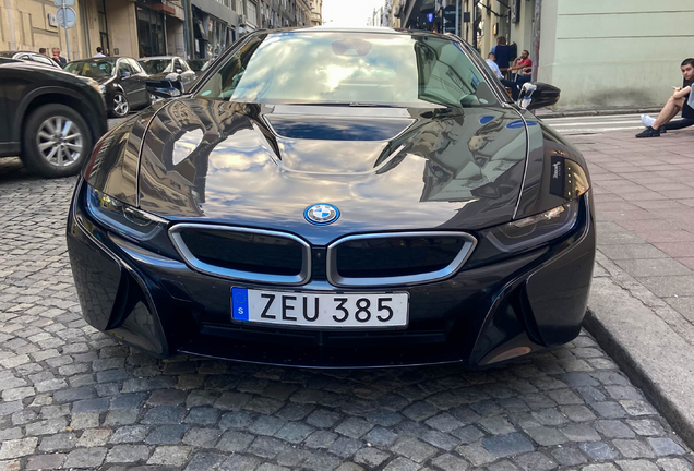 BMW i8