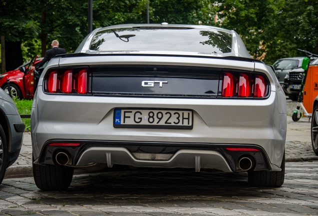 Ford Mustang GT 2015