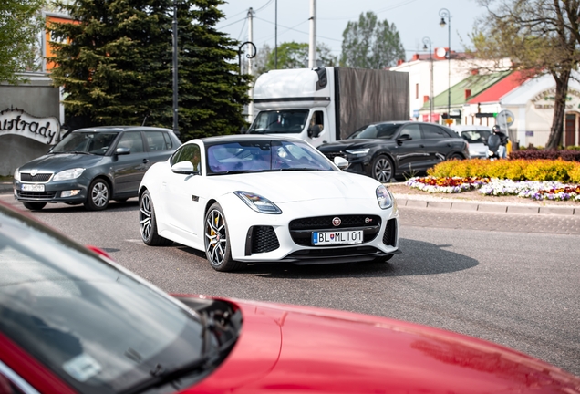 Jaguar F-TYPE SVR Coupé 2017