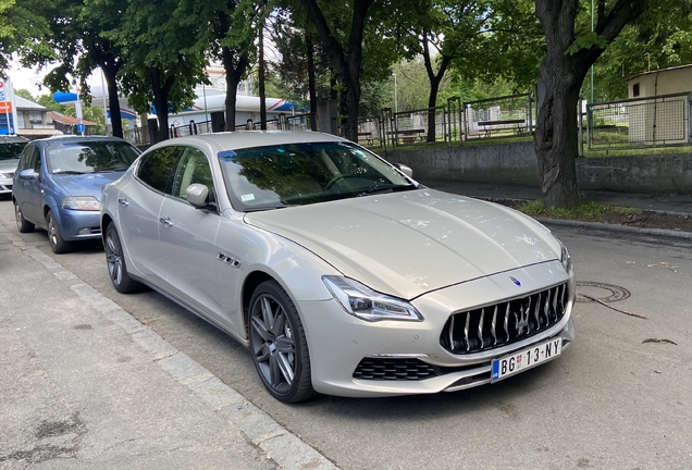 Maserati Quattroporte GTS 2013