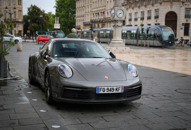 Porsche 992 Carrera S