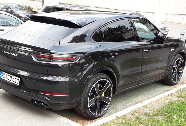 Porsche Cayenne Coupé Turbo S E-Hybrid