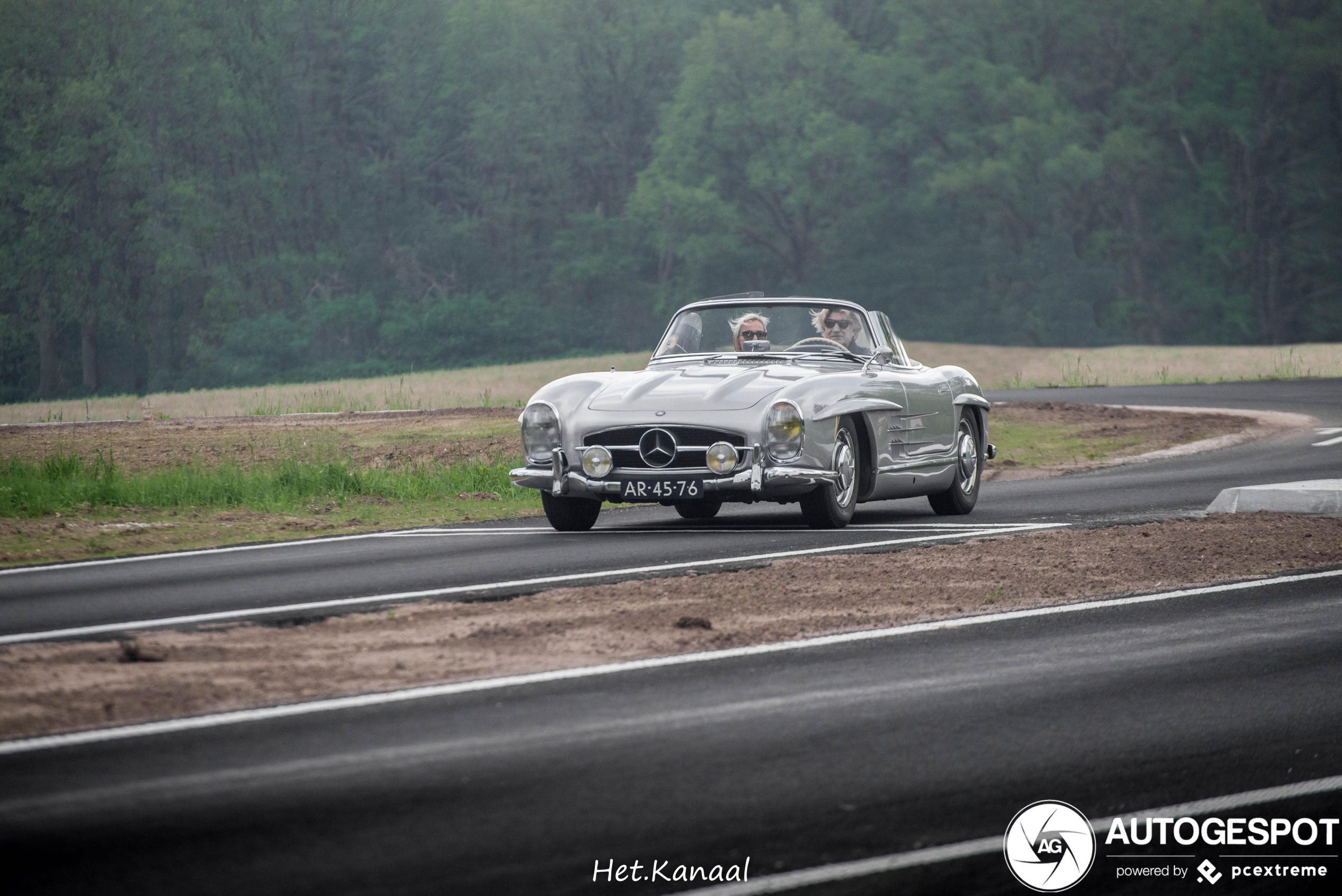 Mercedes-Benz 300SL Roadster