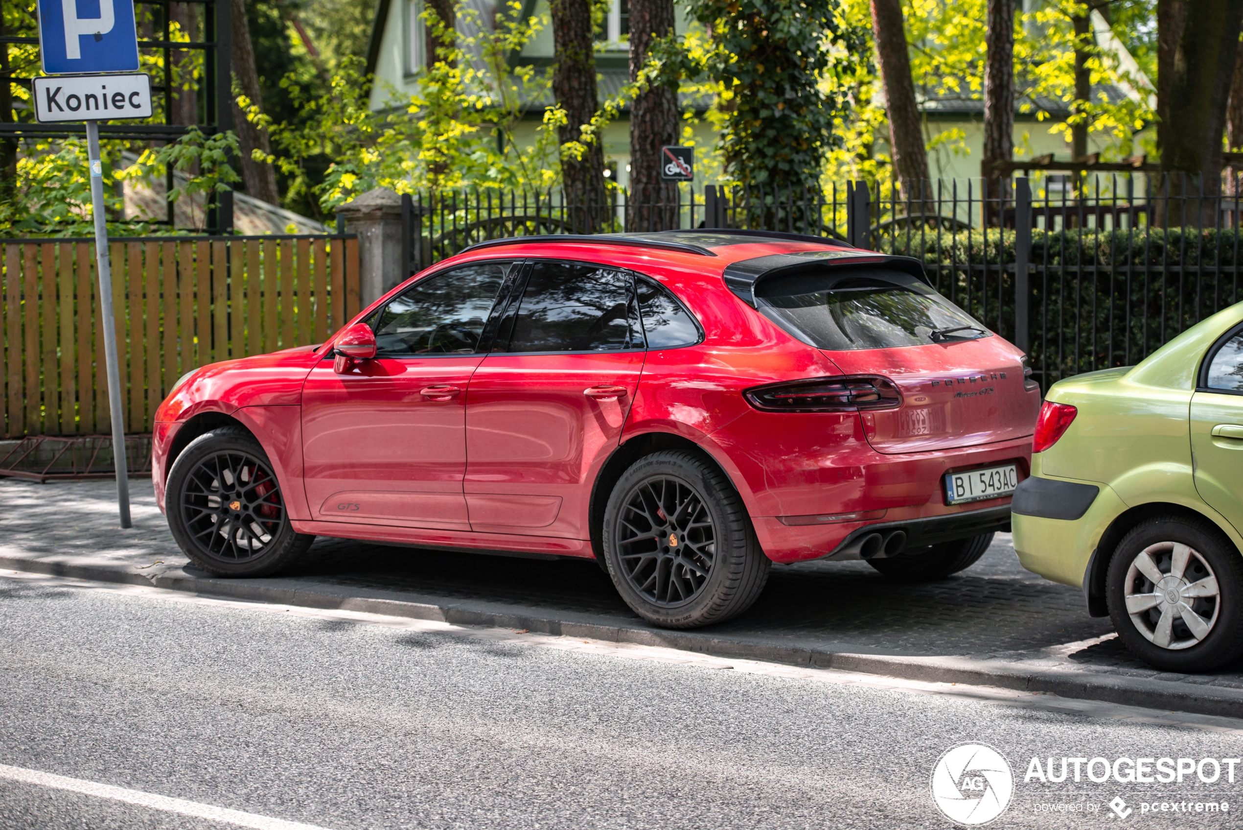 Porsche 95B Macan GTS