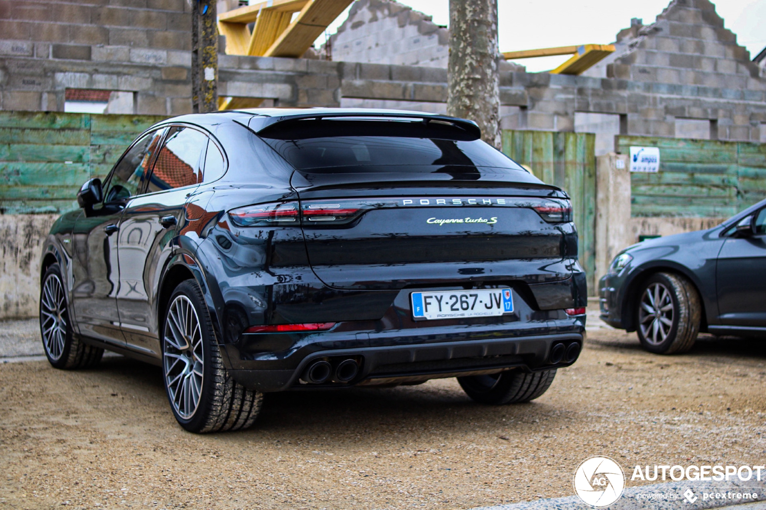 Porsche Cayenne Coupé Turbo S E-Hybrid