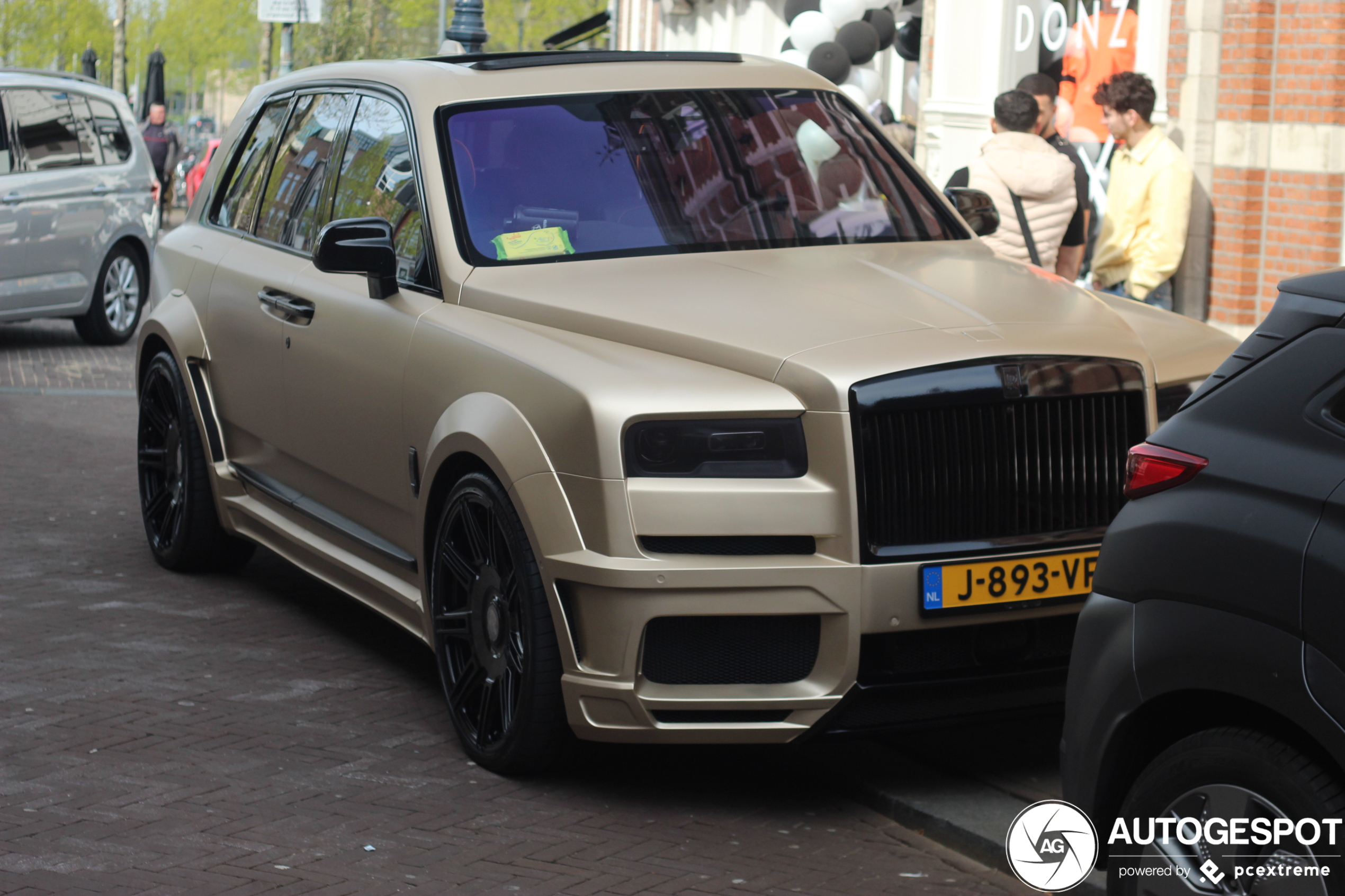 Rolls-Royce Cullinan Black Badge Spofec Overdose