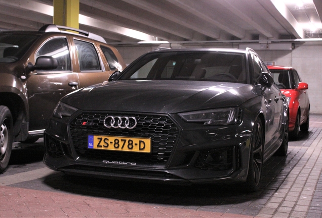 Audi RS4 Avant B9