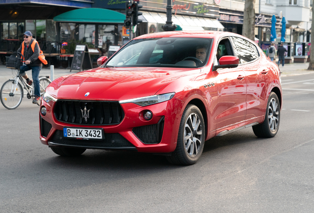 Maserati Levante Trofeo Launch Edition