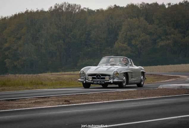 Mercedes-Benz 300SL Roadster