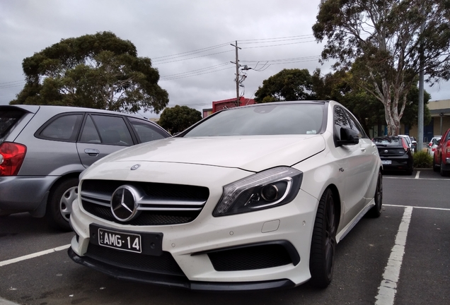 Mercedes-Benz A 45 AMG