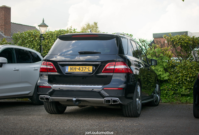 Mercedes-Benz ML 63 AMG W166