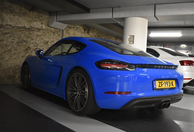 Porsche 718 Cayman S