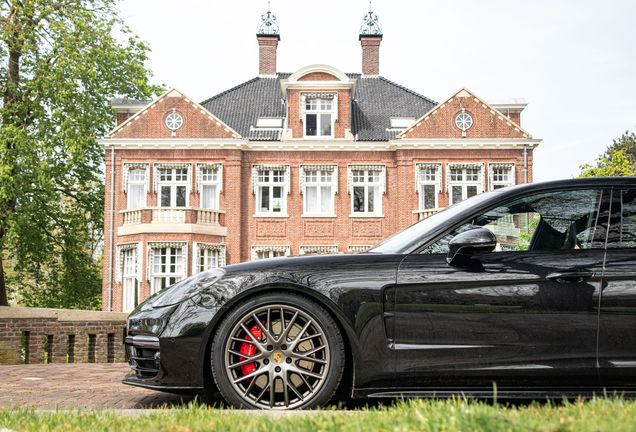 Porsche 971 Panamera GTS Sport Turismo