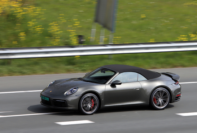 Porsche 992 Carrera S Cabriolet