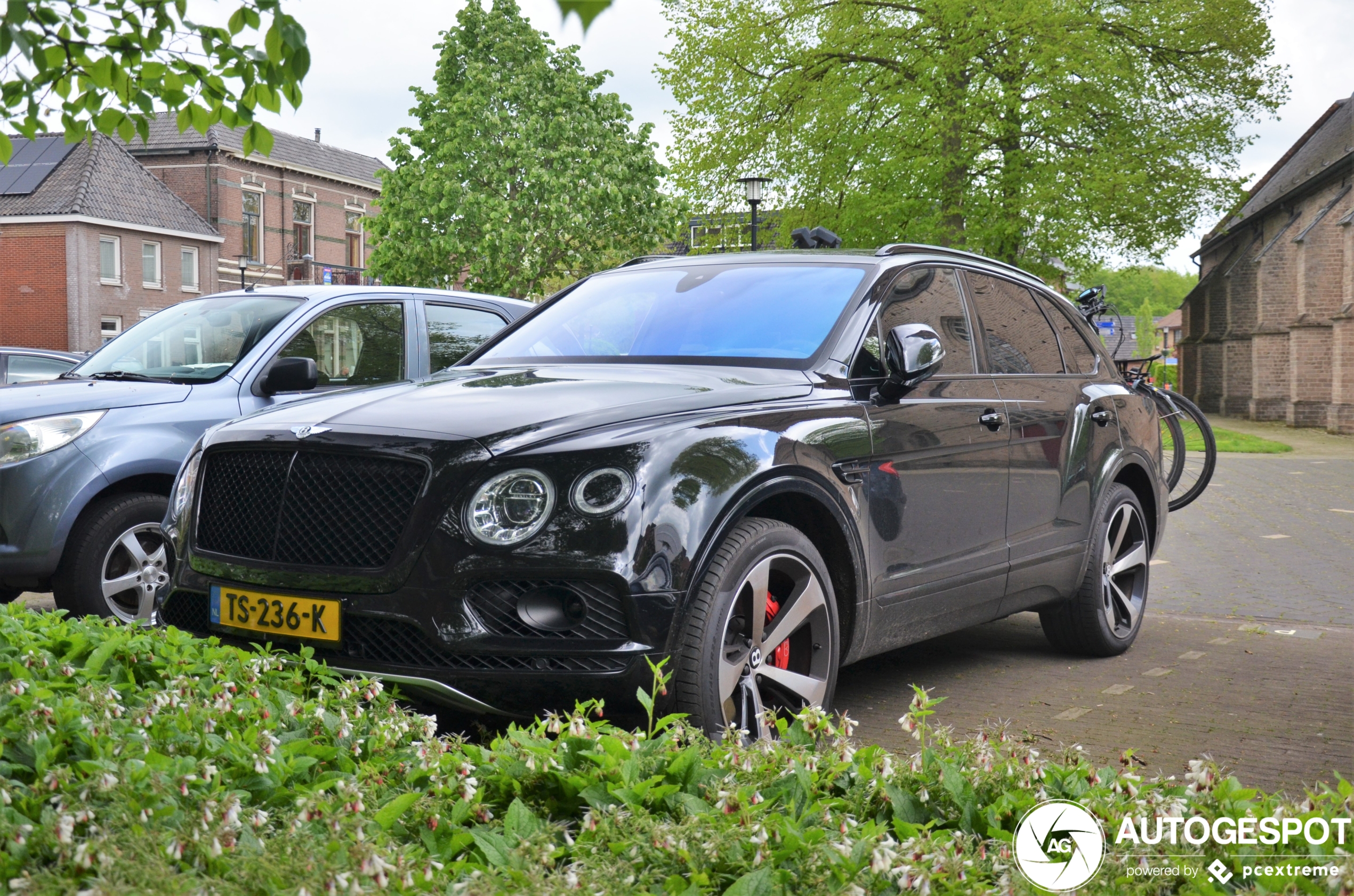 Bentley Bentayga V8