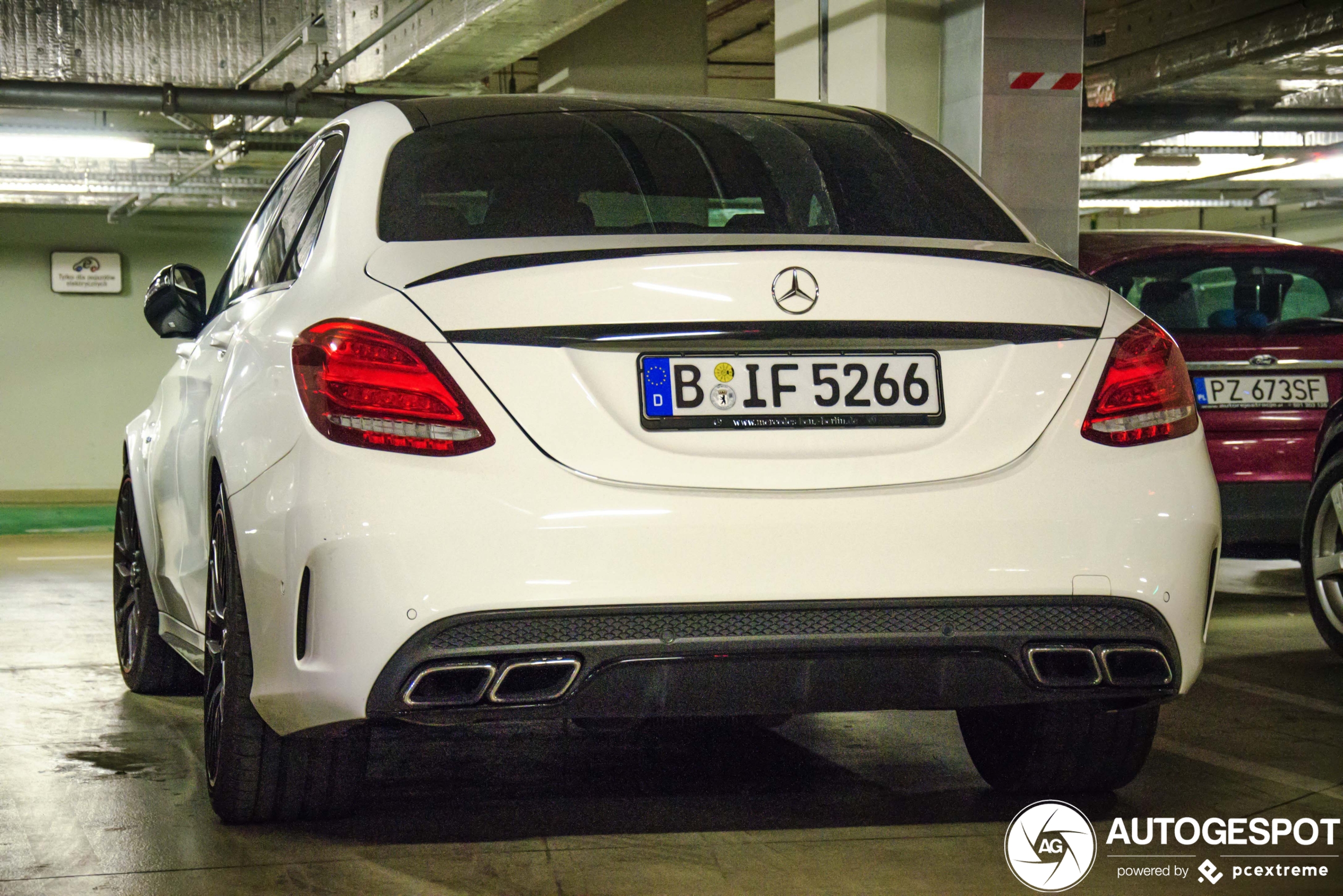 Mercedes-AMG C 63 S W205