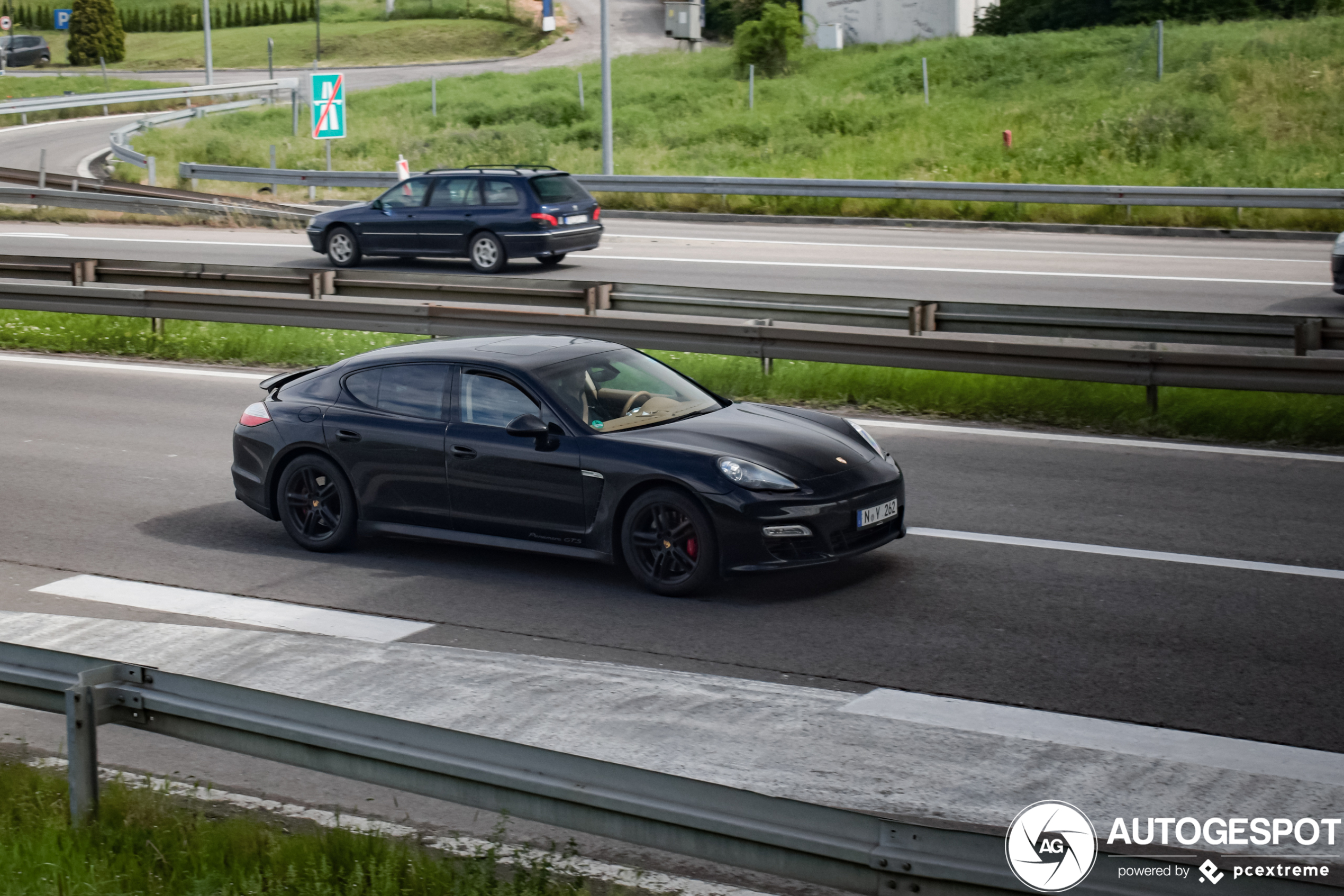 Porsche 970 Panamera GTS MkI