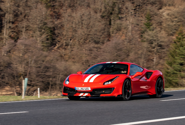 Ferrari 488 Pista