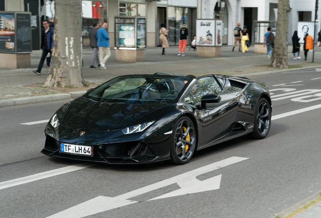 Lamborghini Huracán LP640-4 EVO Spyder