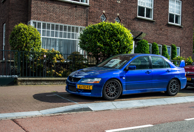 Mitsubishi Lancer Evolution IX