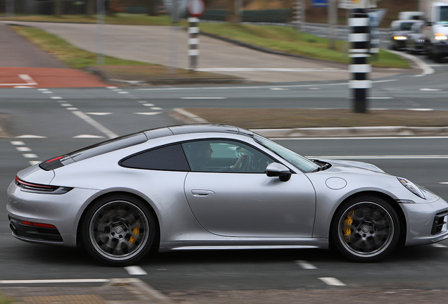 Porsche 992 Carrera 4S