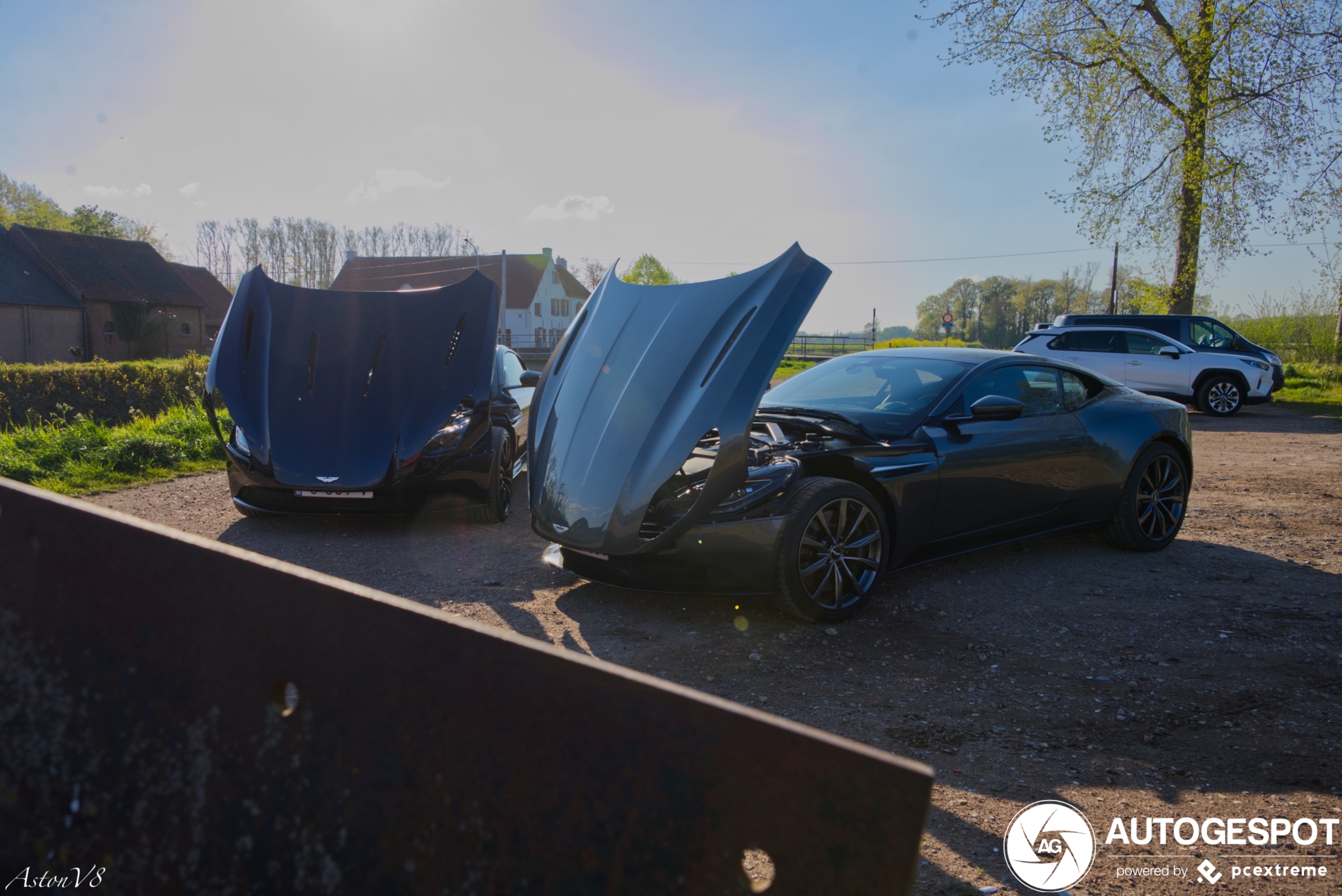 Aston Martin DB11 AMR