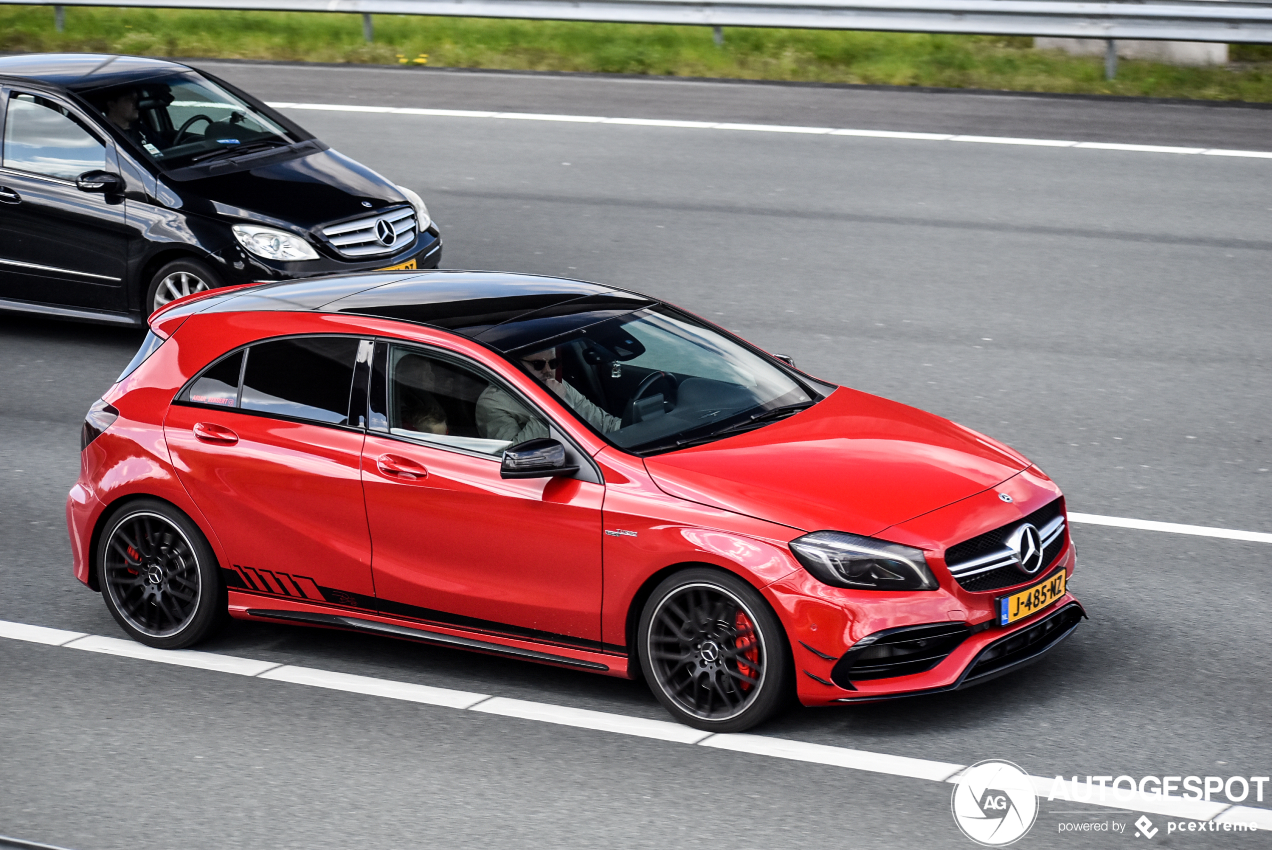 Mercedes-AMG A 45 W176 2015