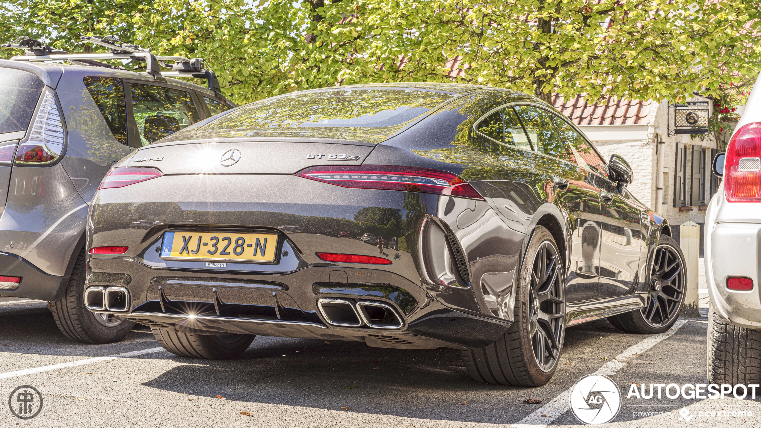 Mercedes-AMG GT 63 S X290