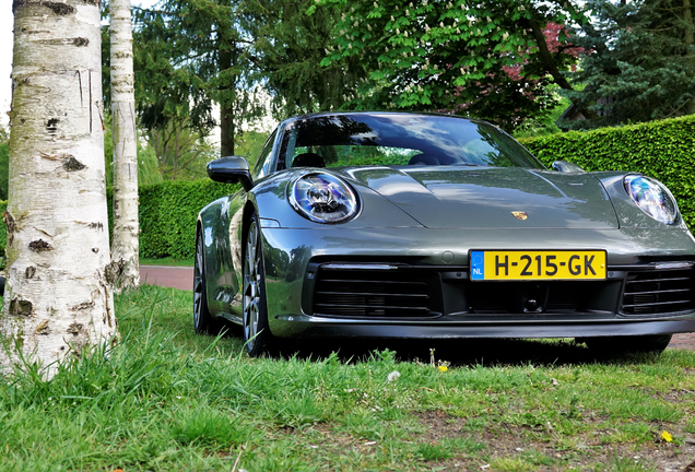 Porsche 992 Carrera 4S